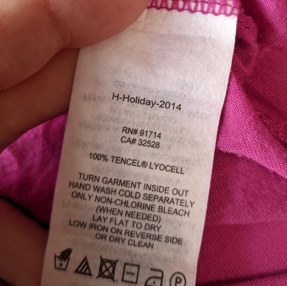 Armani Exchange Sleeveless Cowl Neck Blouse - Picture 9 of 10